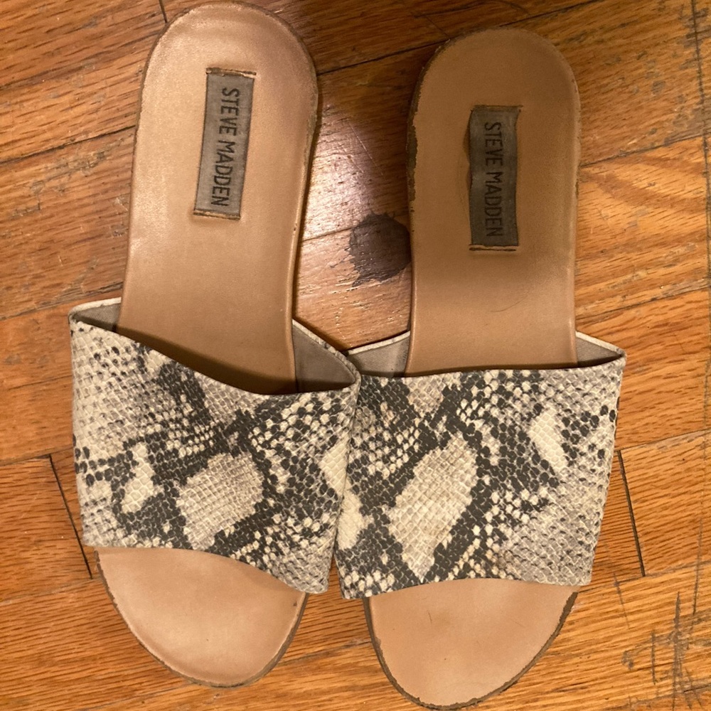 Snakeskin Steve Madden sandals